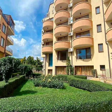 شقة Three-room سفيتي فلاس