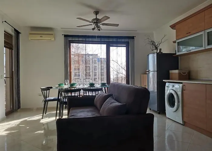 Three-room Apartament Sveti Vlas